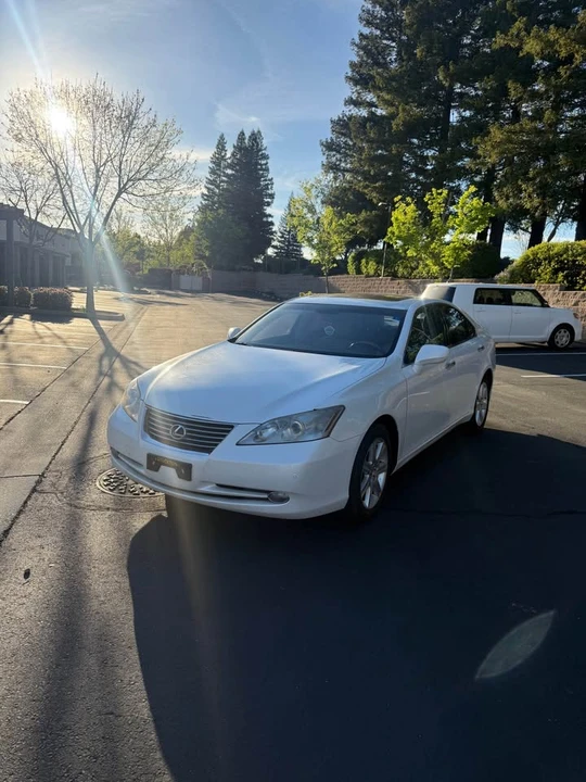 2009 Lexus ES 5th Gen - Image 6 of 13