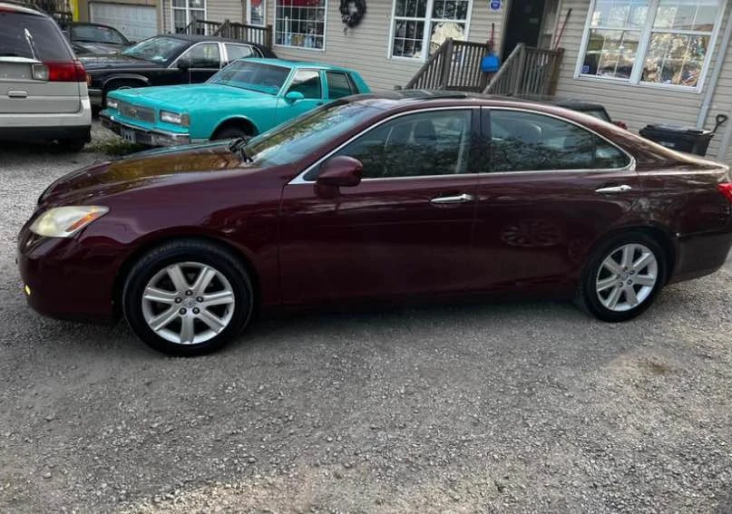 2009 Lexus ES 5th Gen - Image 2 of 11