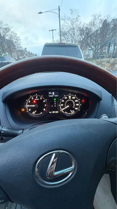 2009 Lexus ES 5th Gen - Image 6 of 9