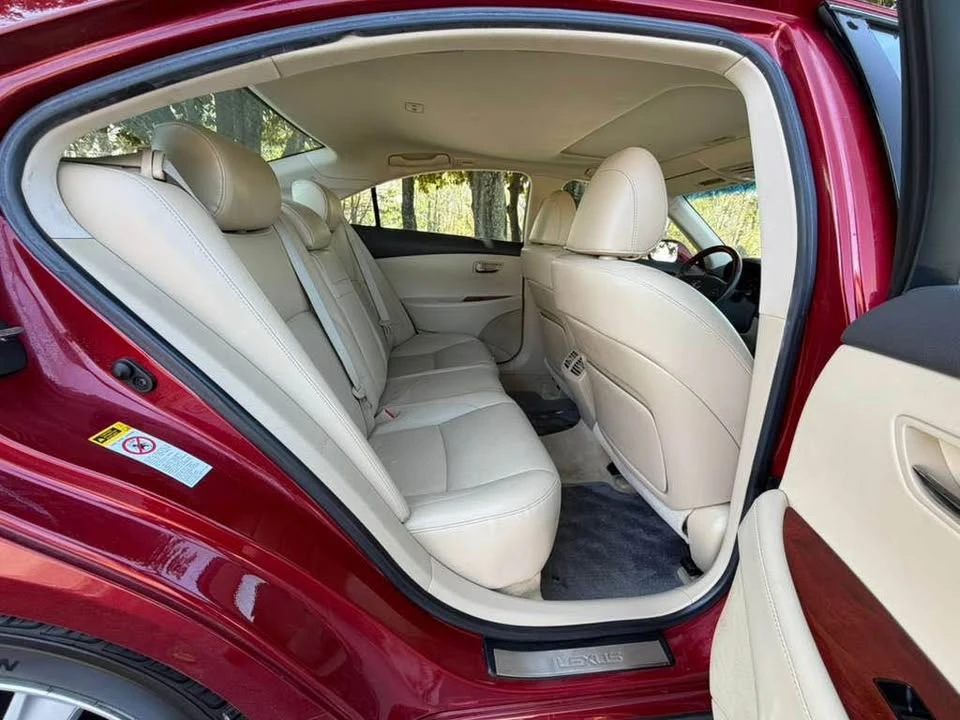 2009 Lexus ES 5th Gen - Image 7 of 13
