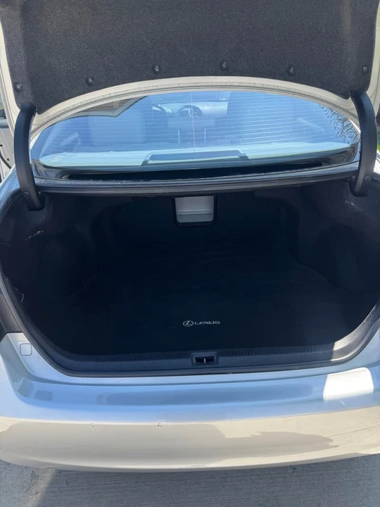 2009 Lexus ES 5th Gen - Image 16 of 17