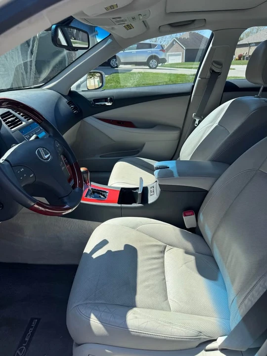 2009 Lexus ES 5th Gen - Image 12 of 17