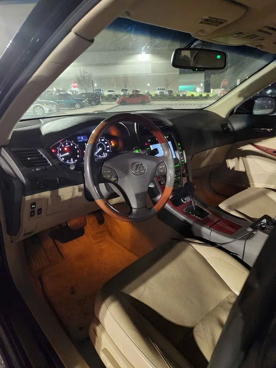 2009 Lexus ES 5th Gen - Image 10 of 20