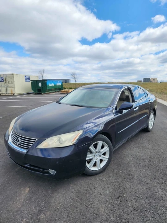 2009 Lexus ES 5th Gen - Image 2 of 20