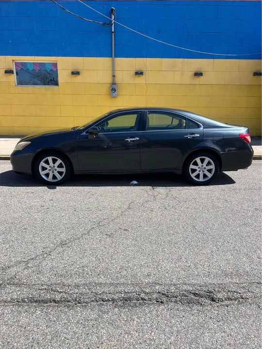 2009 Lexus ES 5th Gen - Image 7 of 10