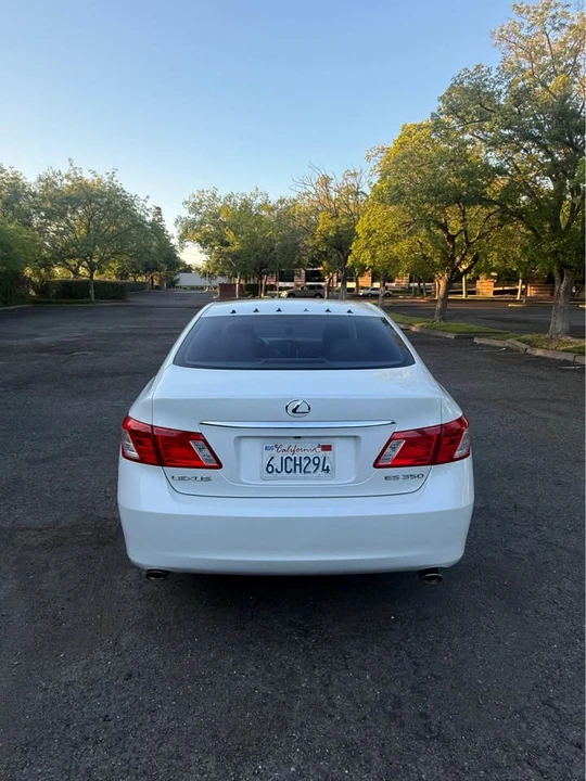 2009 Lexus ES 5th Gen - Image 5 of 15