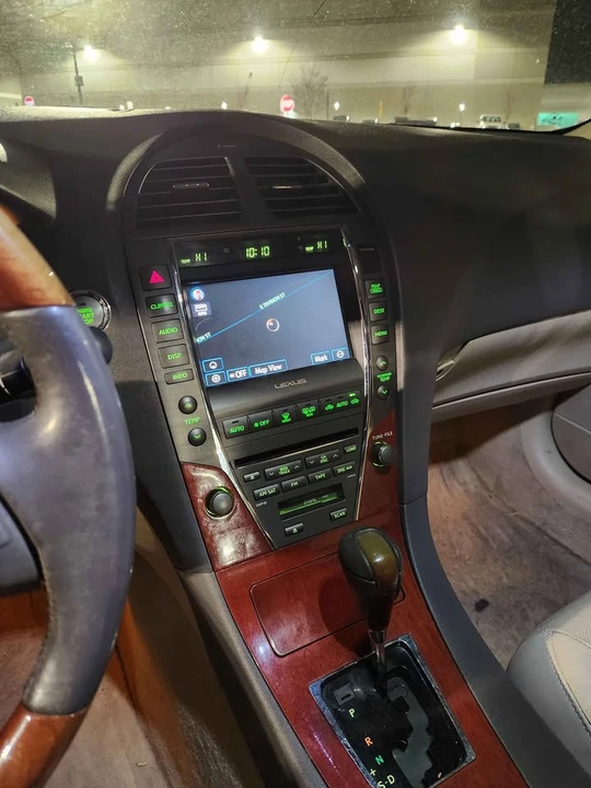 2009 Lexus ES 5th Gen - Image 11 of 16
