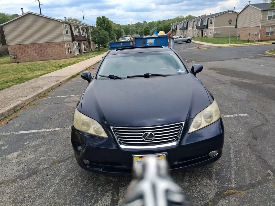 2009 Lexus ES 5th Gen - Image 3 of 10