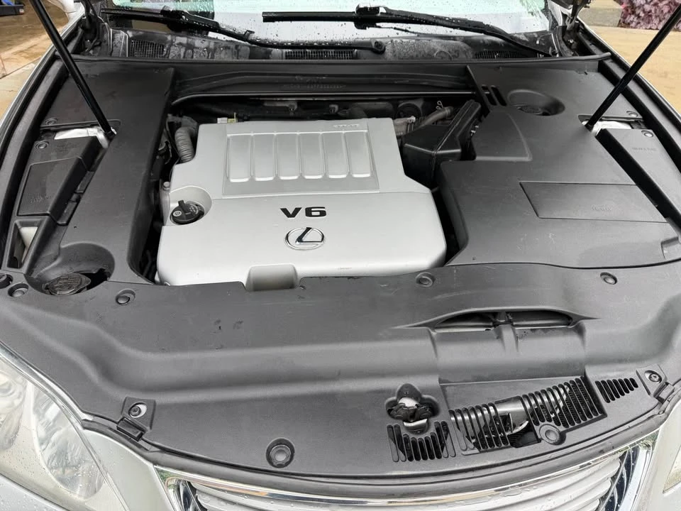 2009 Lexus ES 5th Gen - Image 5 of 12
