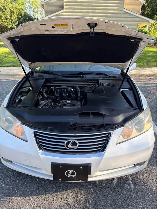 2009 Lexus ES 5th Gen - Image 11 of 15