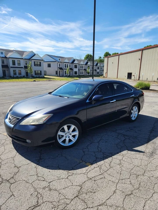 2009 Lexus ES 5th Gen - Image 2 of 17