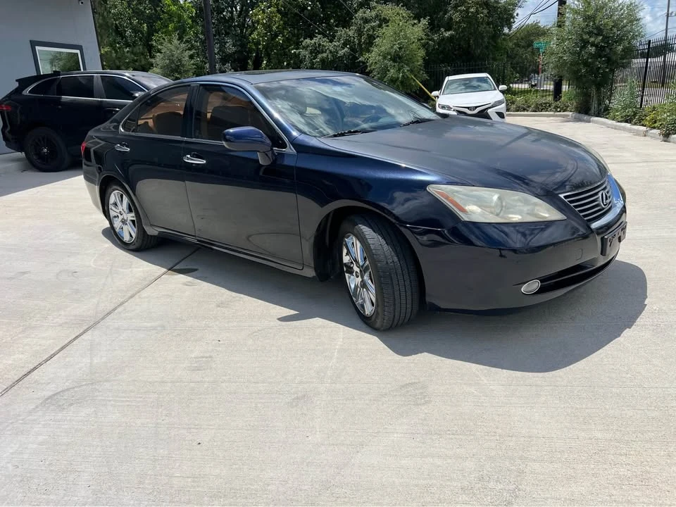 2009 Lexus ES 5th Gen - Image 3 of 12