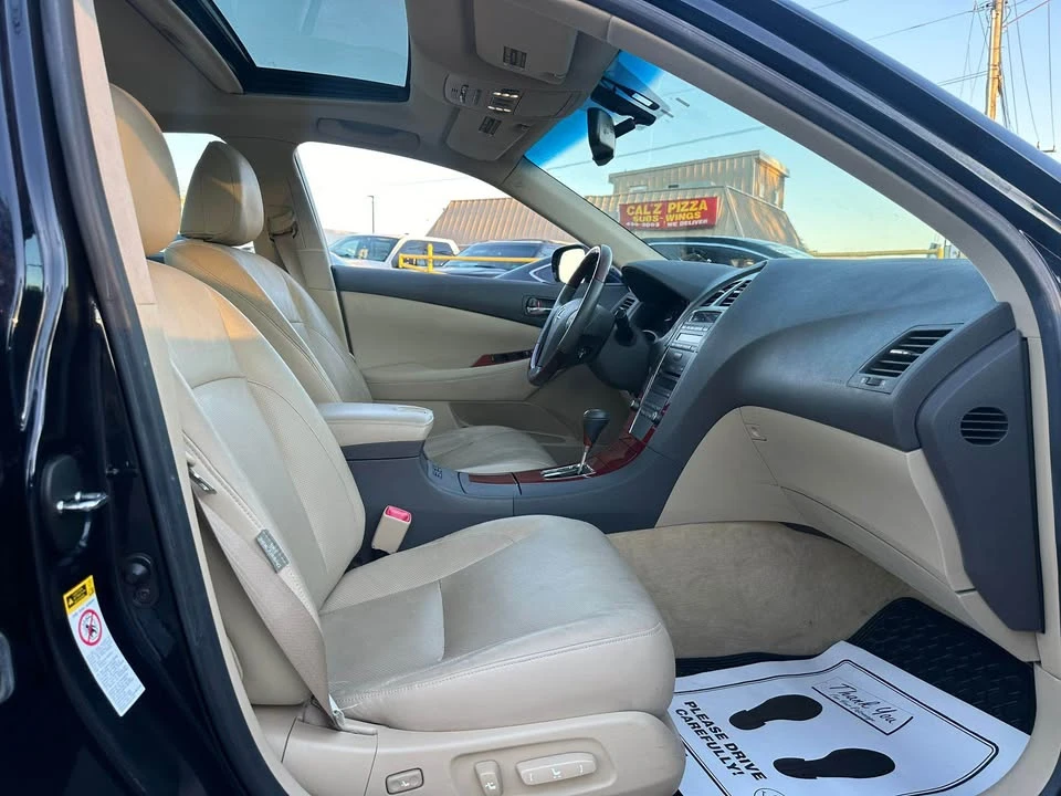 2009 Lexus ES 4th Gen - Image 15 of 20