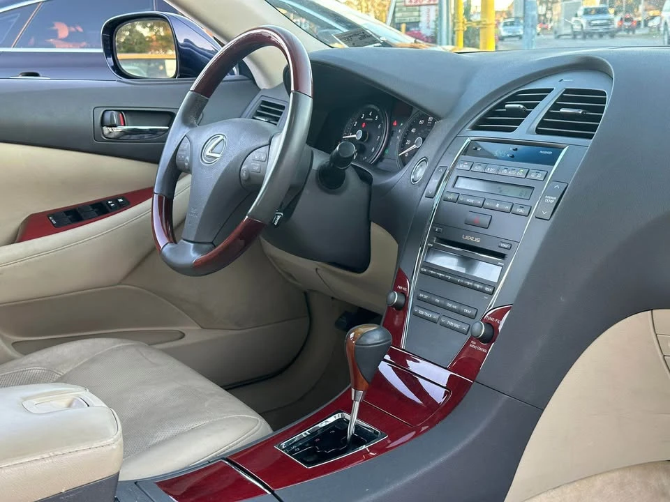 2009 Lexus ES 4th Gen - Image 14 of 20