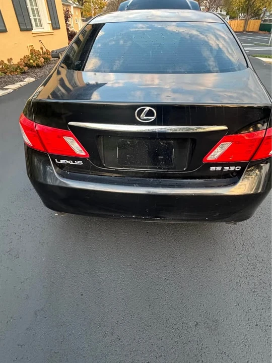 2009 Lexus ES 5th Gen - Image 3 of 15