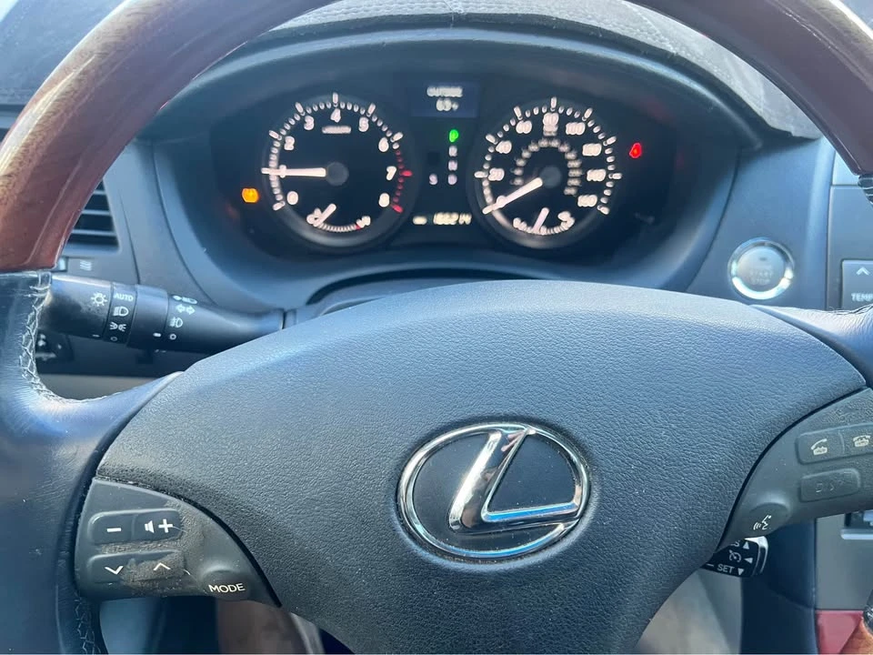 2009 Lexus ES 5th Gen - Image 11 of 12