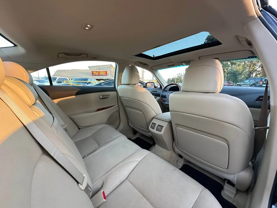 2009 Lexus ES 4th Gen - Image 12 of 20