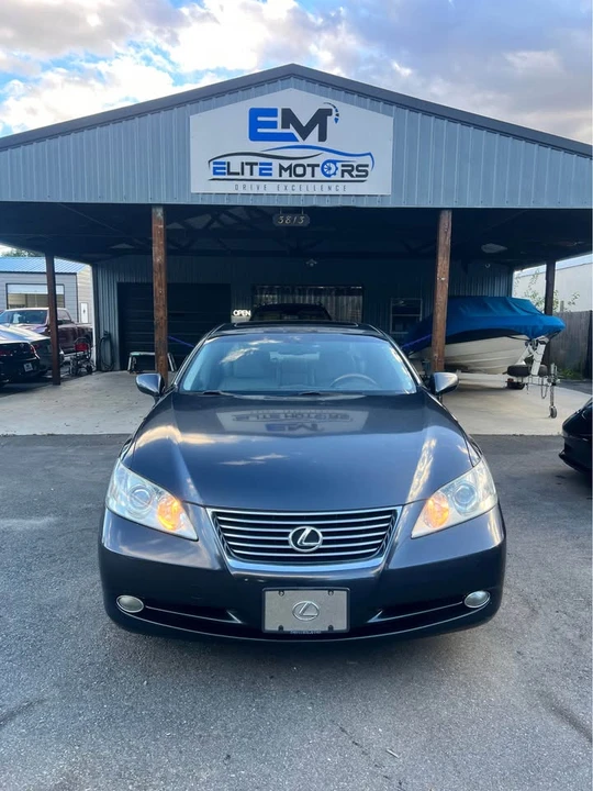 2009 Lexus ES 5th Gen - Image 2 of 12