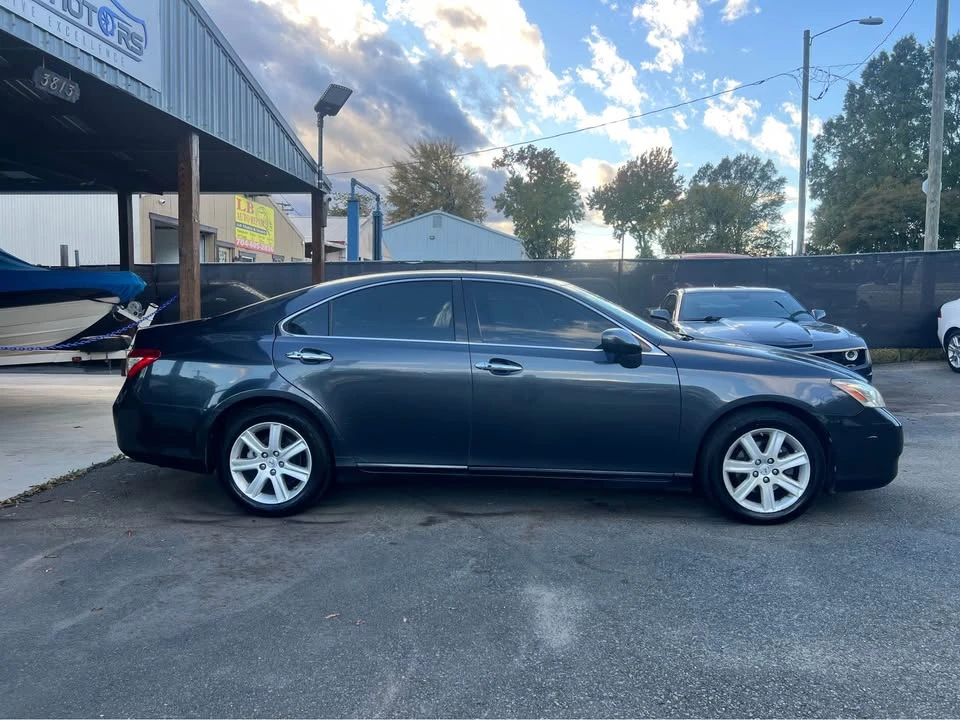 2009 Lexus ES 5th Gen - Image 4 of 12