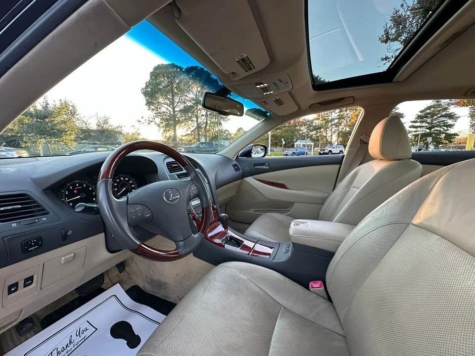 2009 Lexus ES 4th Gen - Image 19 of 20