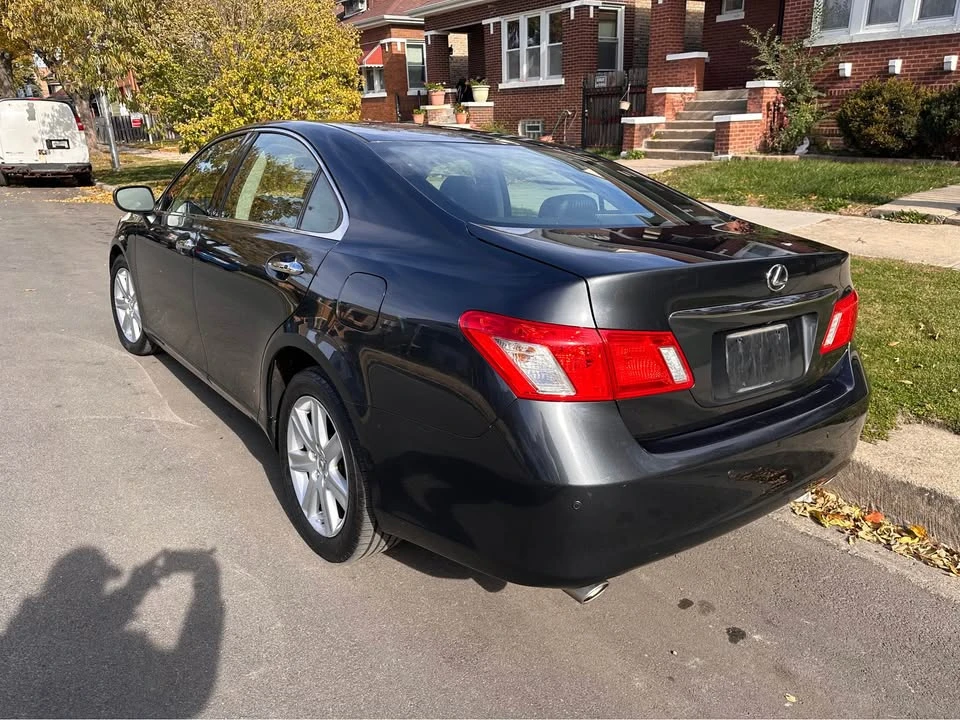 2009 Lexus ES 5th Gen - Image 3 of 13