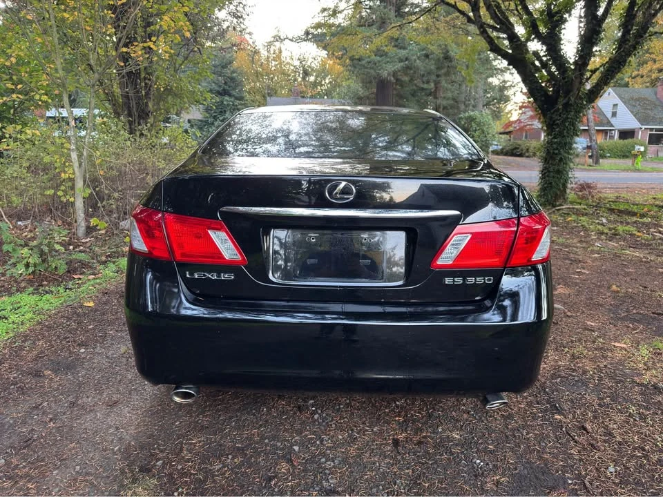 2009 Lexus ES 5th Gen - Image 10 of 15