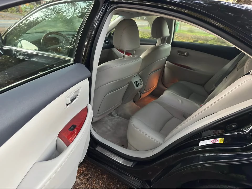 2009 Lexus ES 5th Gen - Image 6 of 15