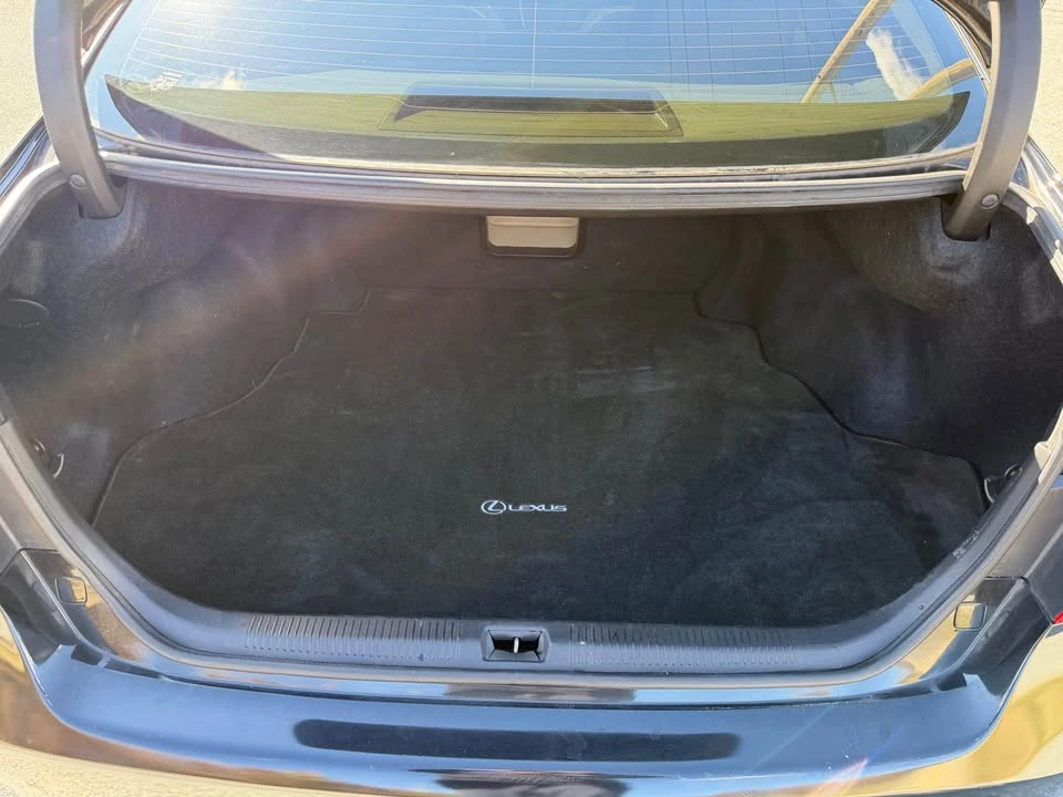 2009 Lexus ES 4th Gen - Image 14 of 15