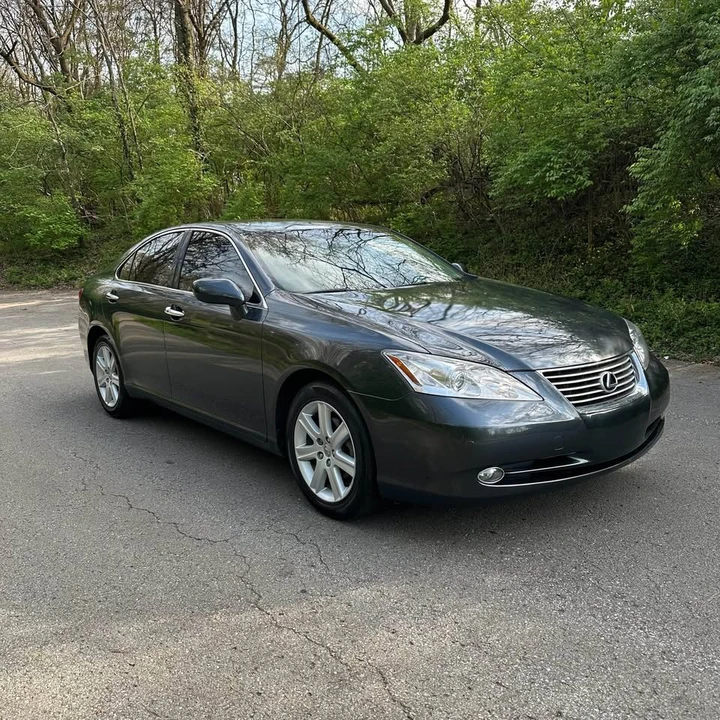 2009 Lexus ES 4th Gen - Image 2 of 14