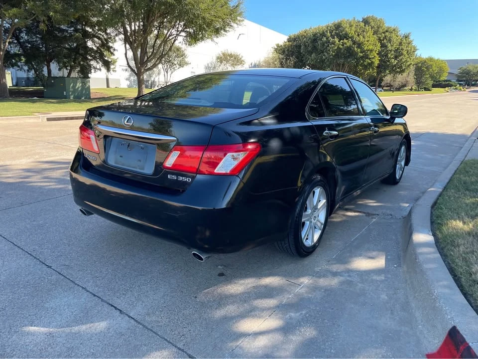 2009 Lexus ES 5th Gen - Image 2 of 11