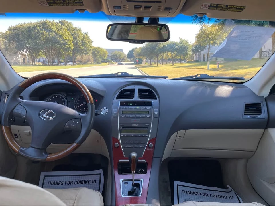 2009 Lexus ES 5th Gen - Image 8 of 11