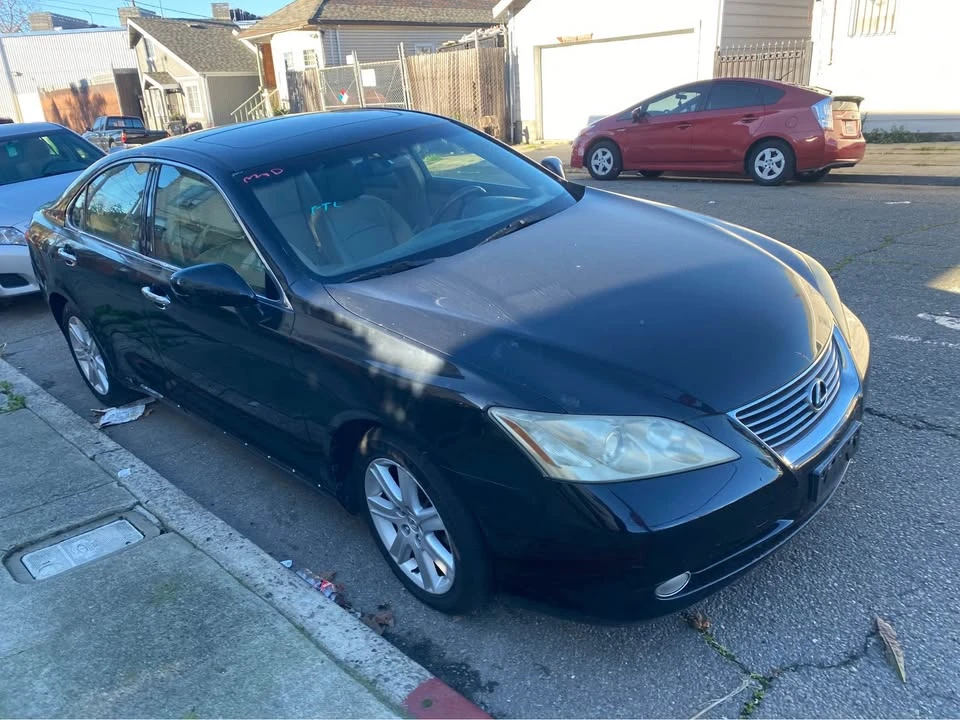 2009 Lexus ES 4th Gen - Image 3 of 15