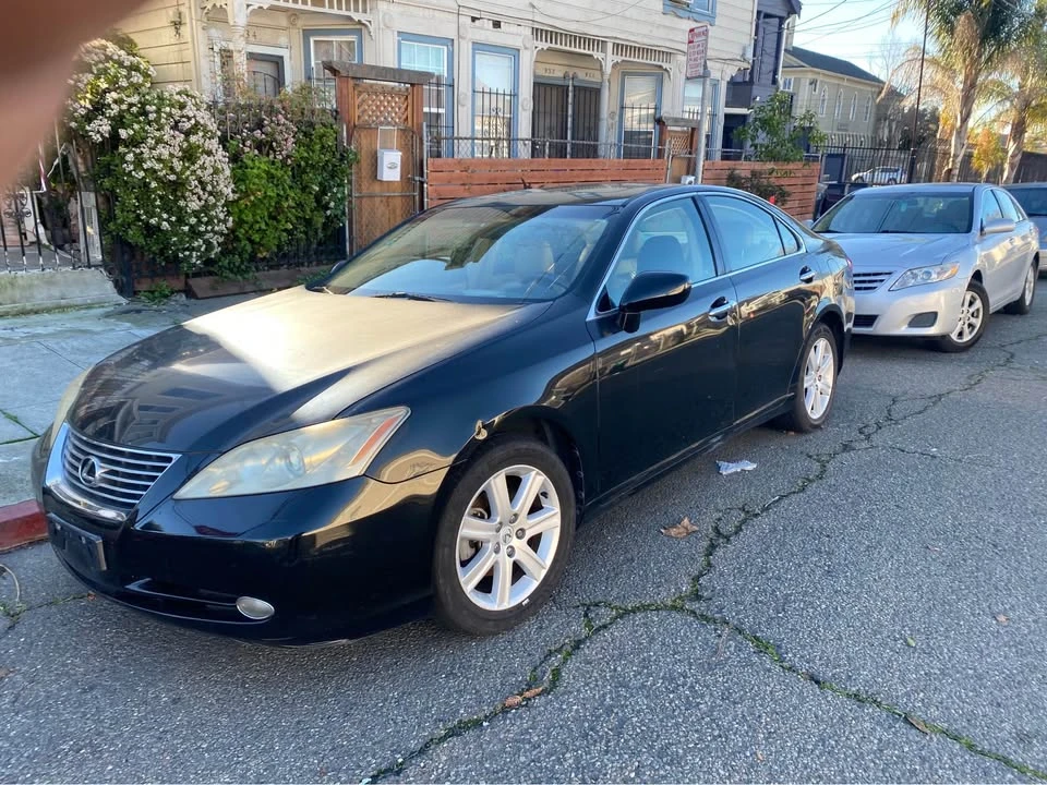2009 Lexus ES 4th Gen - Image 4 of 15