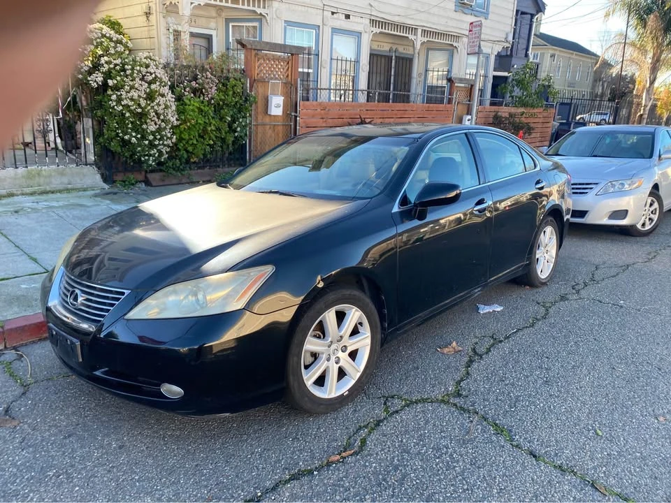 2009 Lexus ES 4th Gen - Image 2 of 15