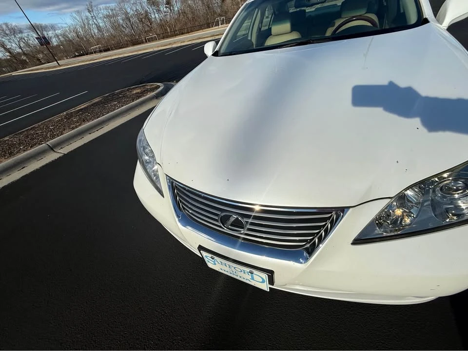 2009 Lexus ES 5th Gen - Image 5 of 20