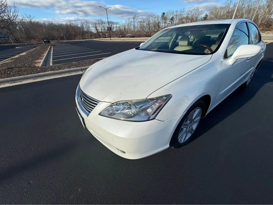 2009 Lexus ES 5th Gen - Image 6 of 20