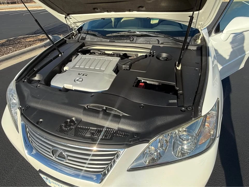 2009 Lexus ES 5th Gen - Image 19 of 20