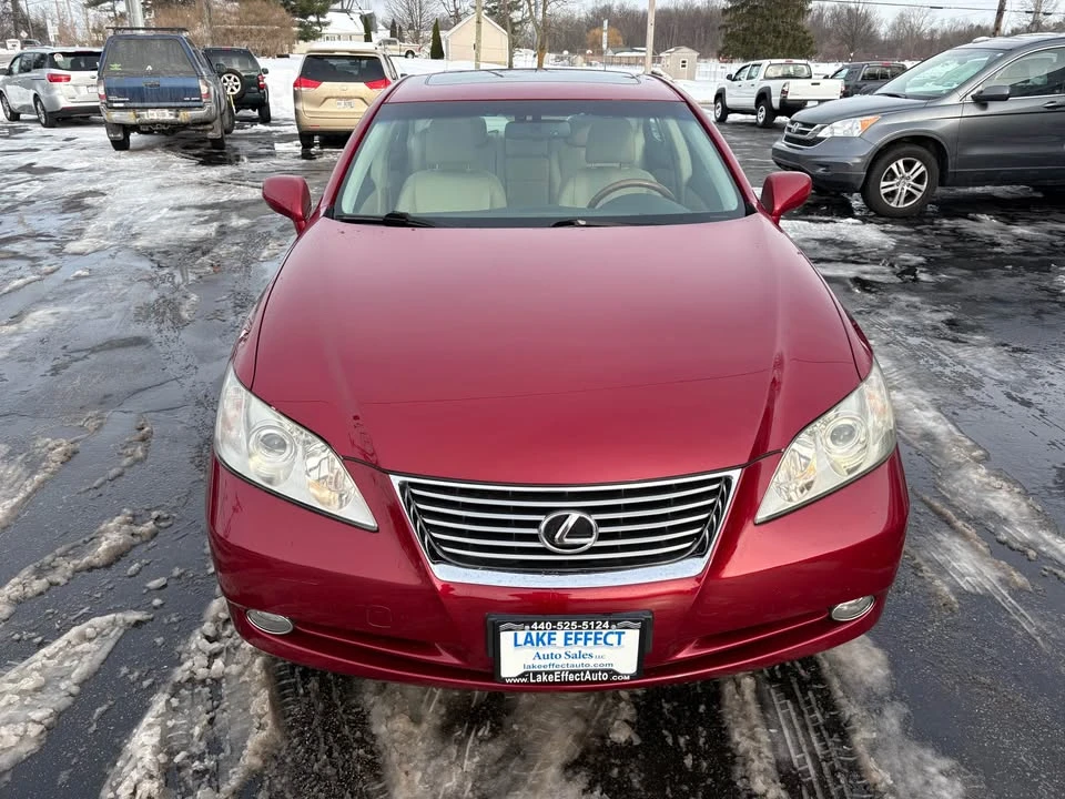 2009 Lexus ES 4th Gen - Image 2 of 10