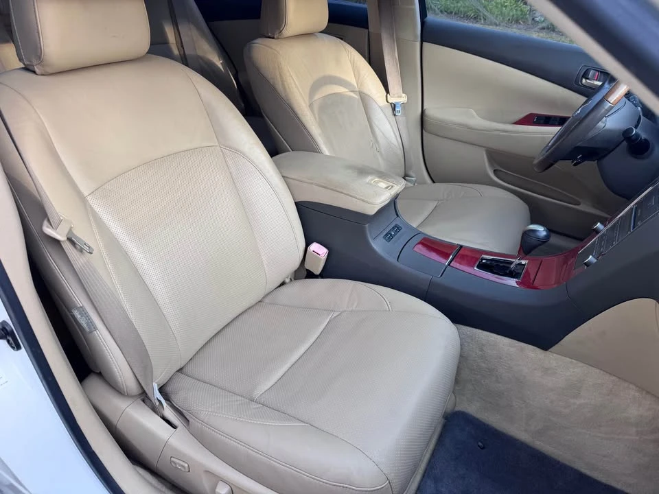 2009 Lexus ES 5th Gen - Image 15 of 17