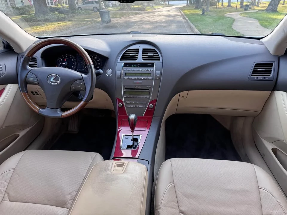 2009 Lexus ES 5th Gen - Image 9 of 17