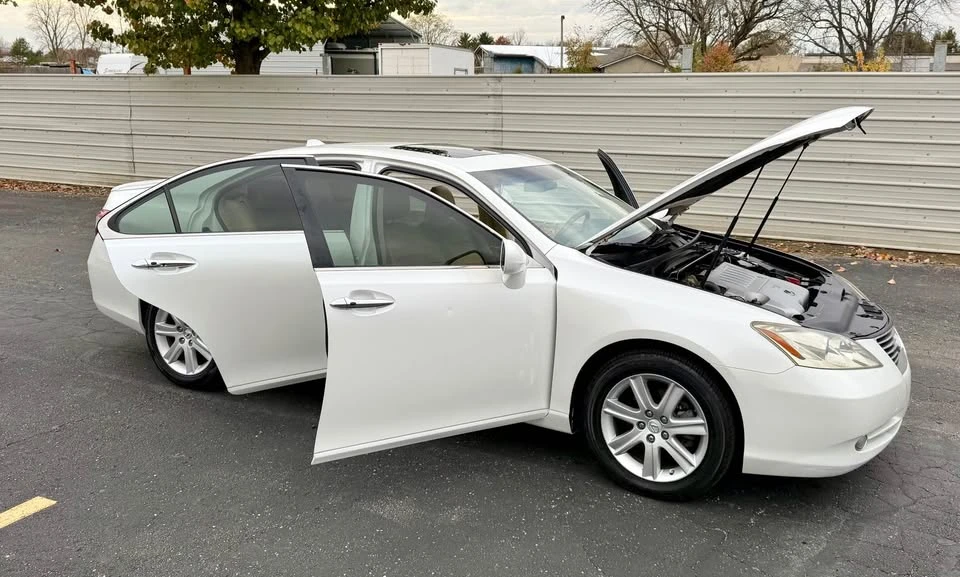 2009 Lexus ES 4th Gen - Image 13 of 20