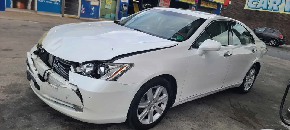 2009 Lexus ES 5th Gen - Image 7 of 15