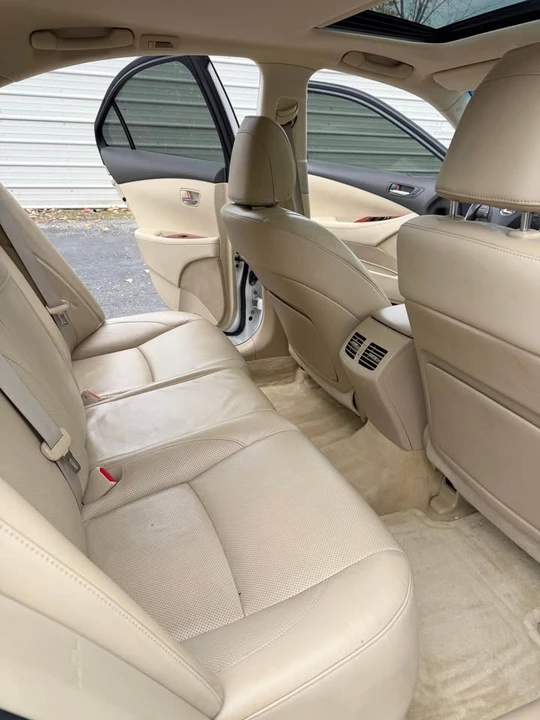 2009 Lexus ES 4th Gen - Image 15 of 20