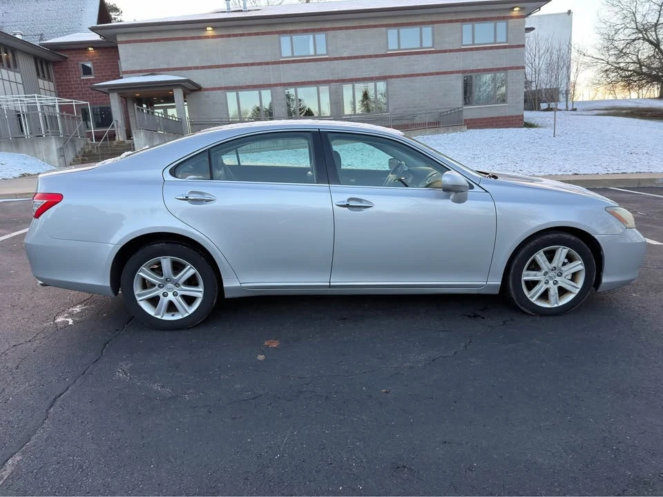 2009 Lexus ES 4th Gen - Image 7 of 20