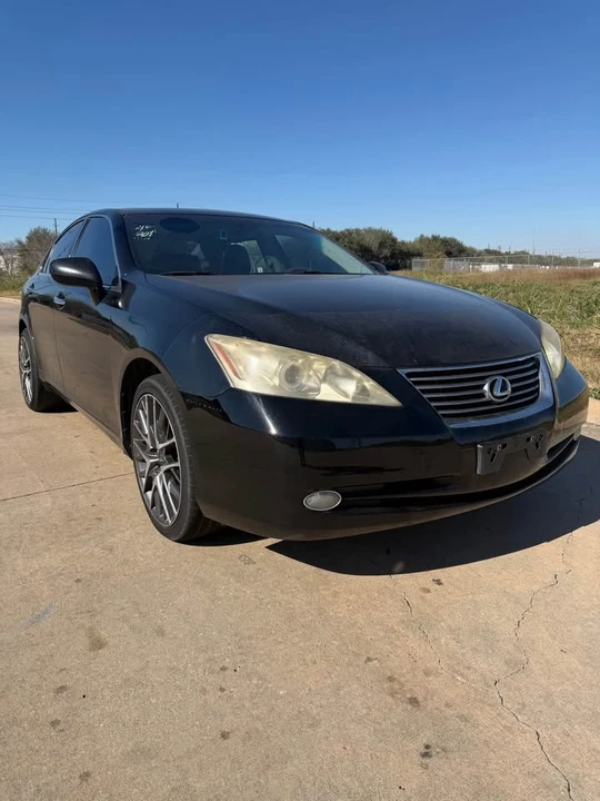 2009 Lexus ES 5th Gen - Image 3 of 15