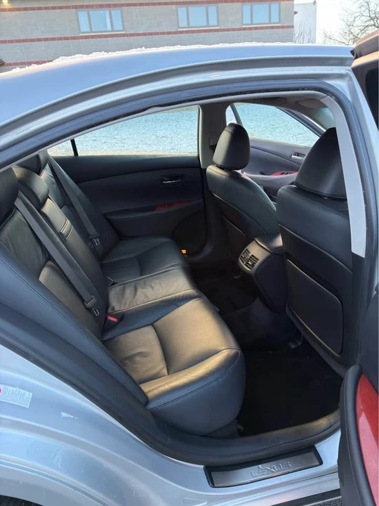 2009 Lexus ES 4th Gen - Image 14 of 20