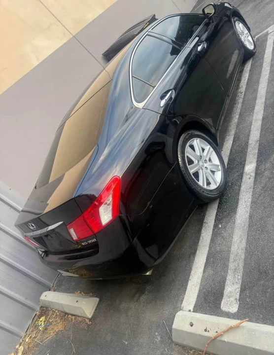 2009 Lexus ES 4th Gen - Image 6 of 8