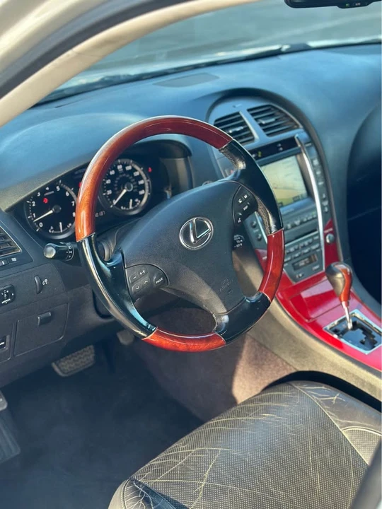 2009 Lexus ES 4th Gen - Image 9 of 20