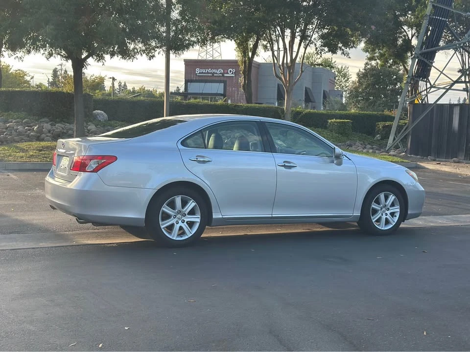 2009 Lexus ES 4th Gen - Image 20 of 20