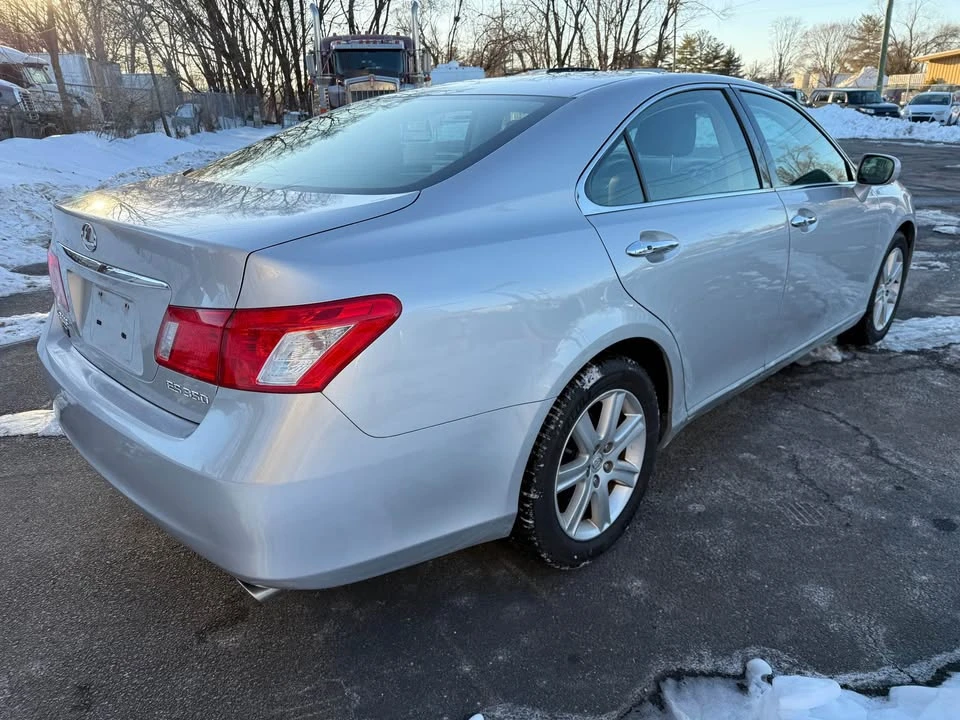 2009 Lexus ES 5th Gen - Image 6 of 18